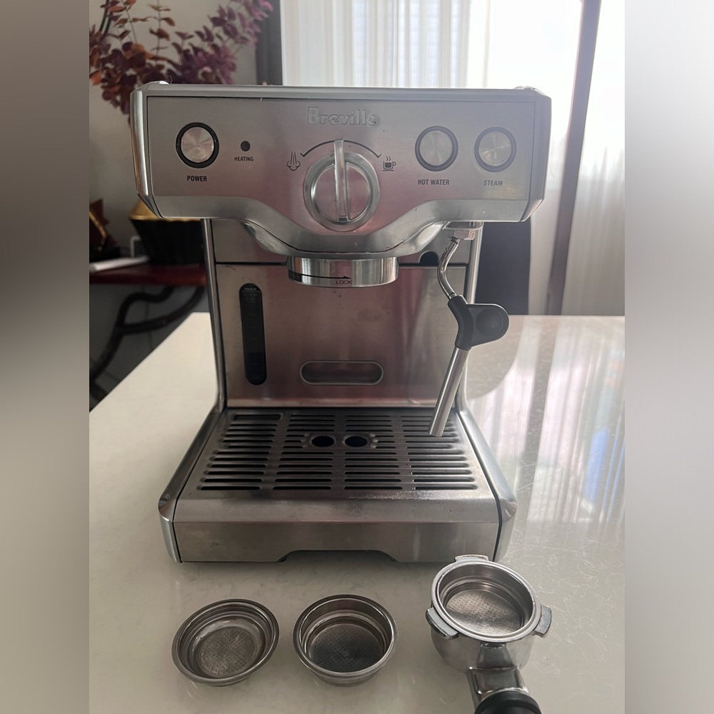 Breville espresso machine with free Paris Rhone milk frother